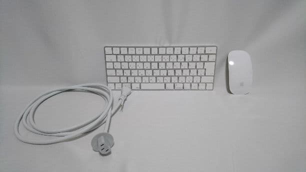 iMac 21.5インチ Retina 4K 2017