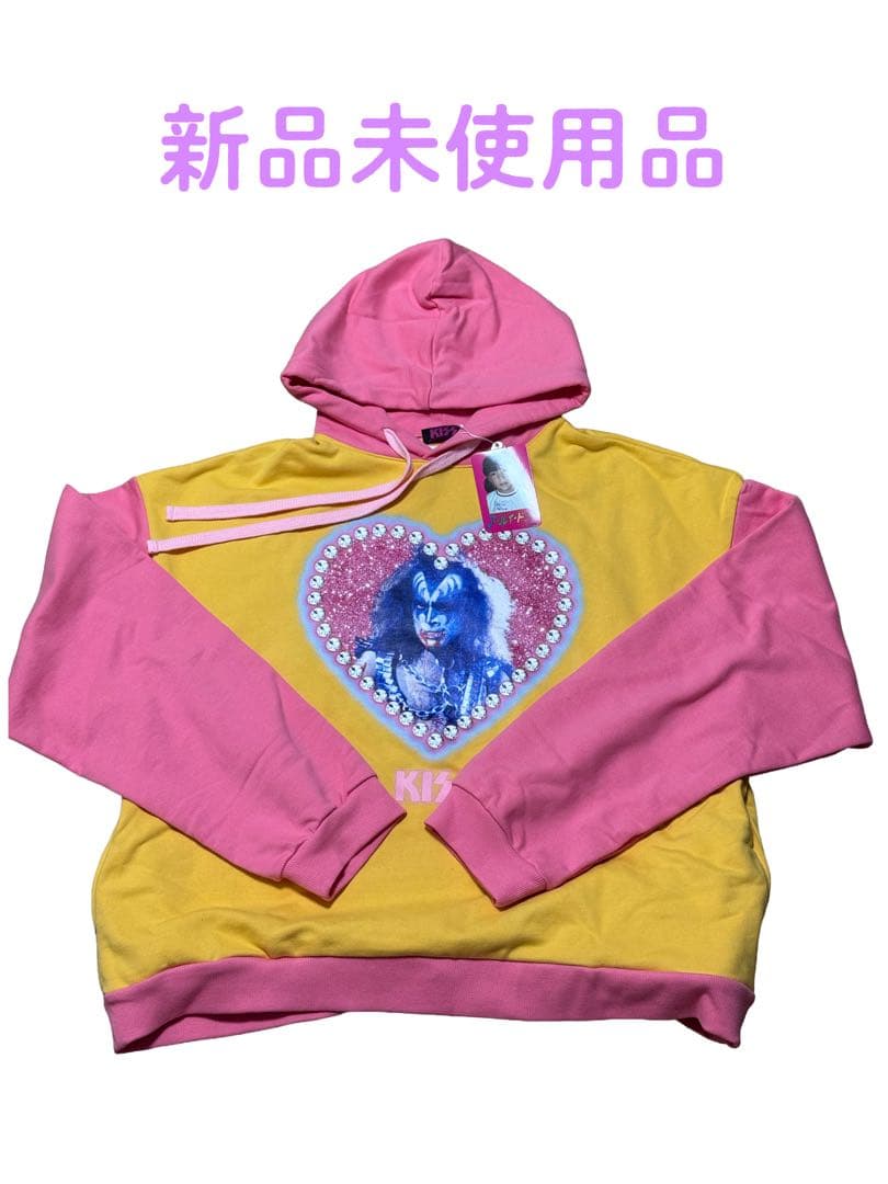 【新品未使用品】 KISS×Re. コラボフーディー　パーカー　仲里依紗