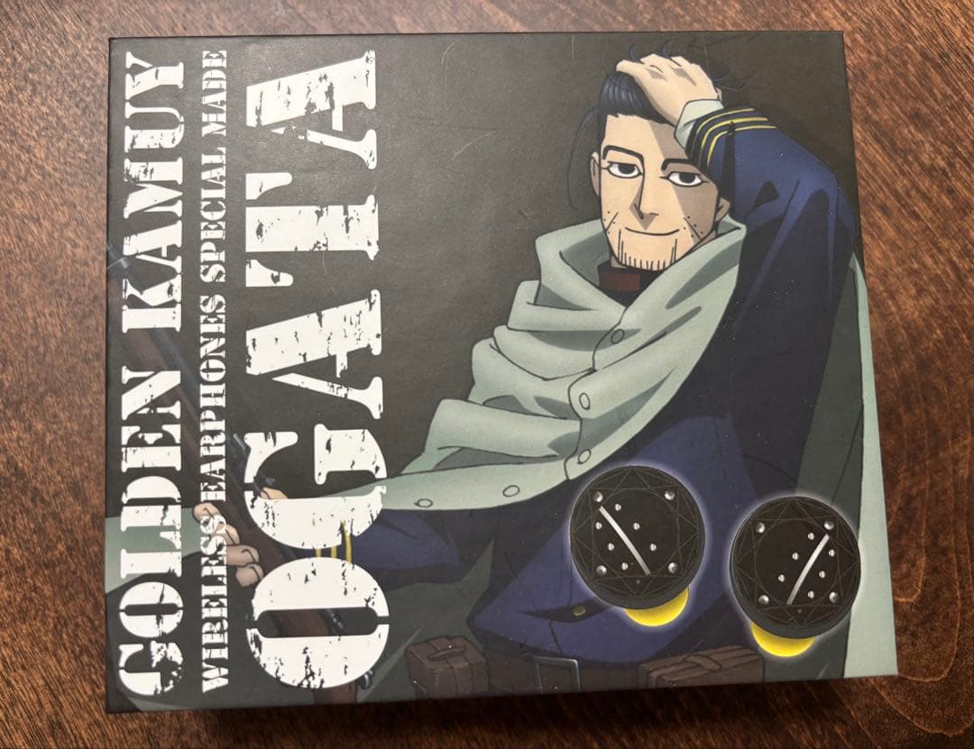 ゴールデンカムイ　ワイヤレスイヤホン　尾形モデル