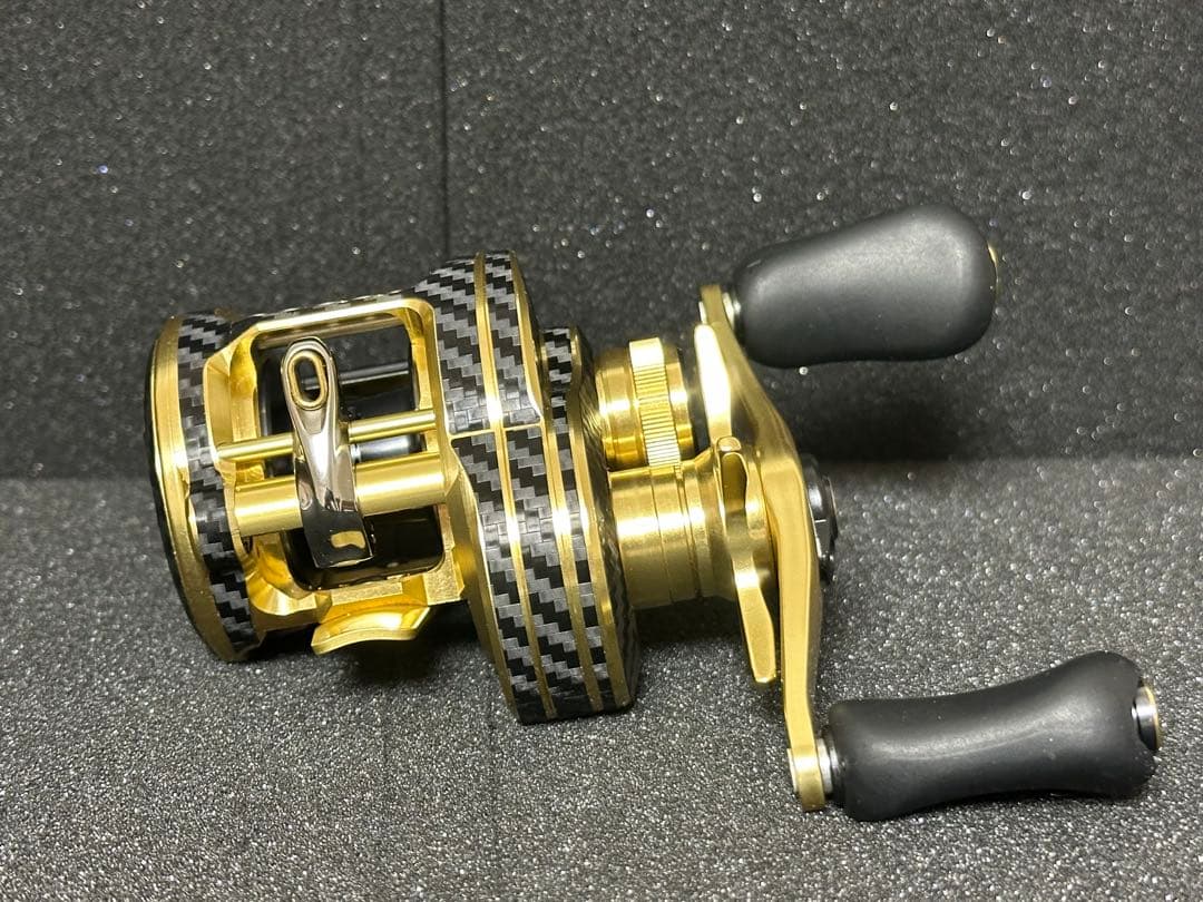 シマノ　21カルカッタコンクエスト101HG 美品