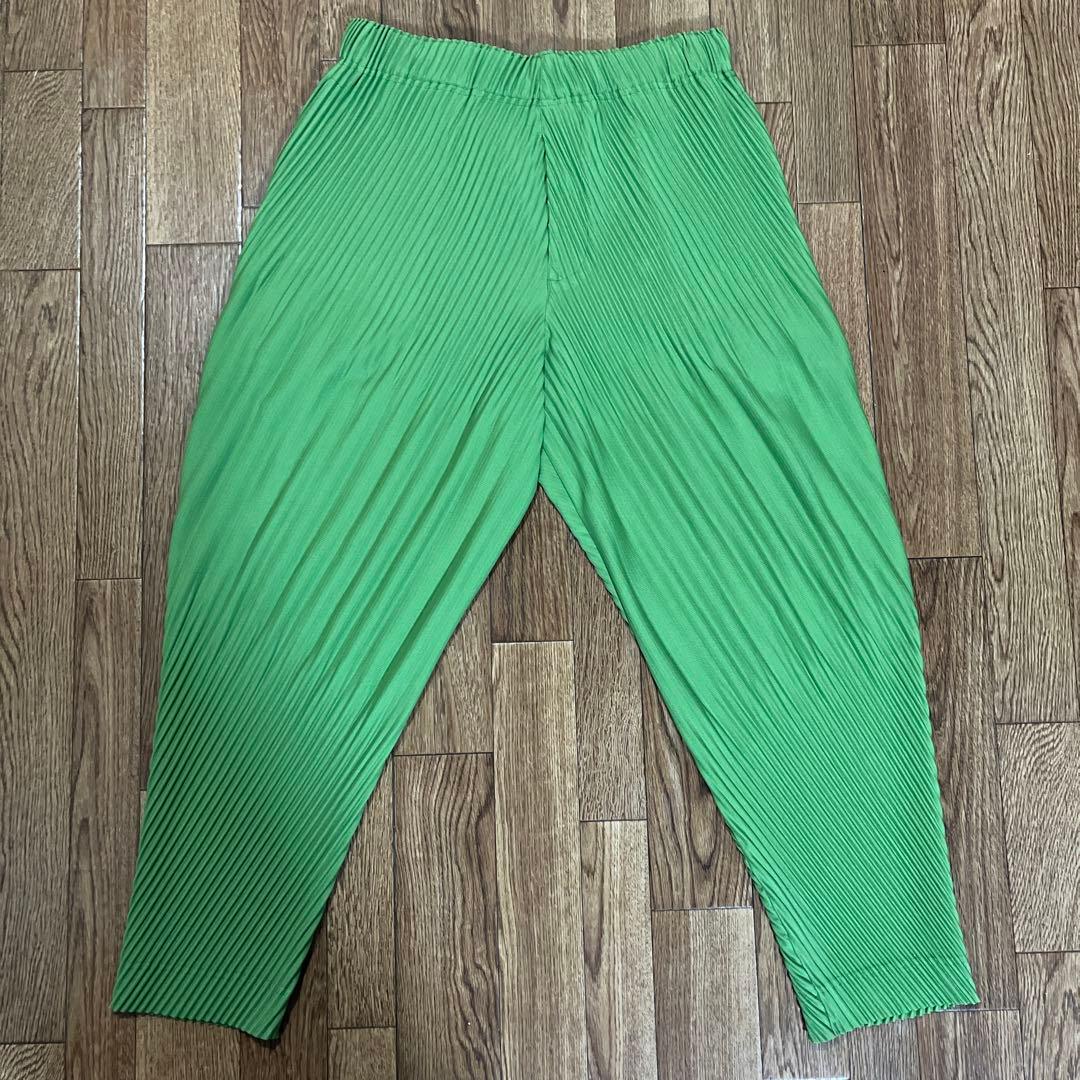 ISSEY MIYAKE HOMME PLISSÉ グリーンパンツ