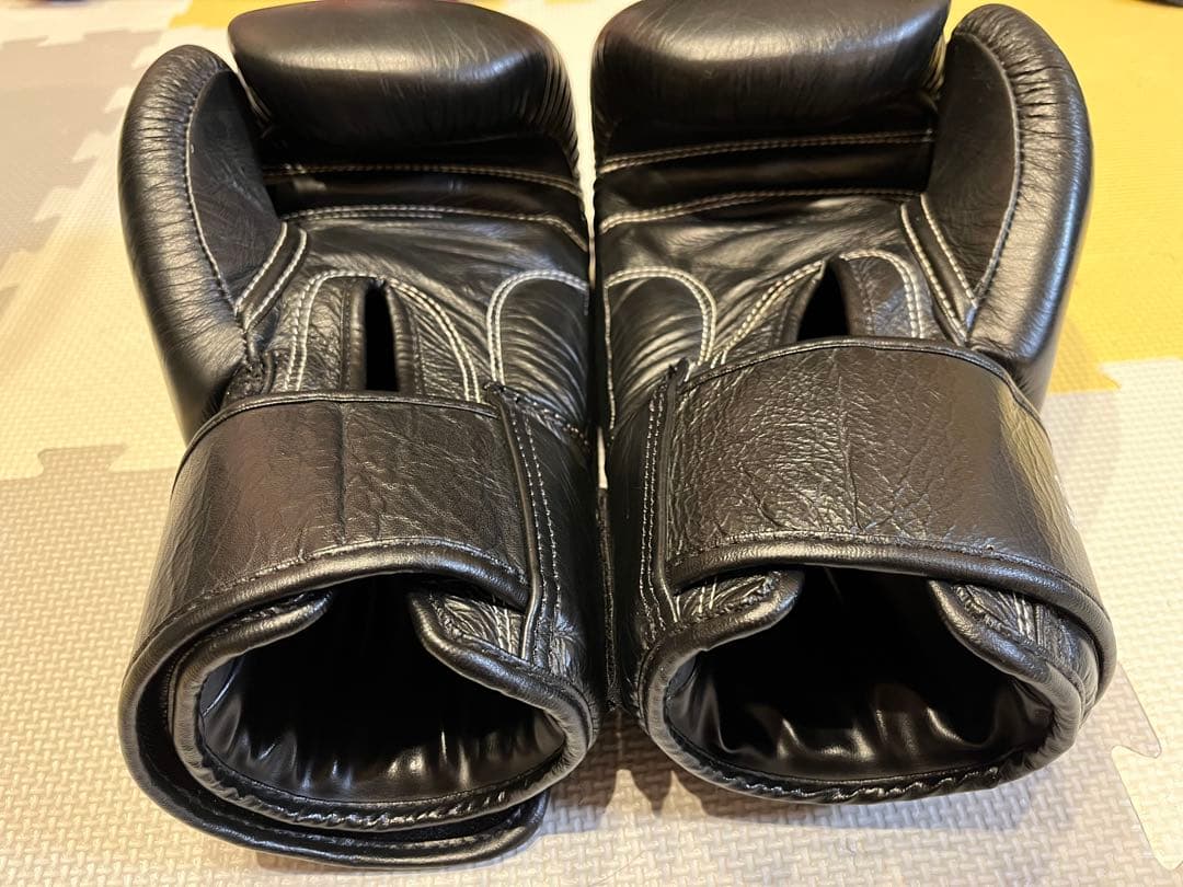 WINDY ボクシンググローブ 16oz ブラック