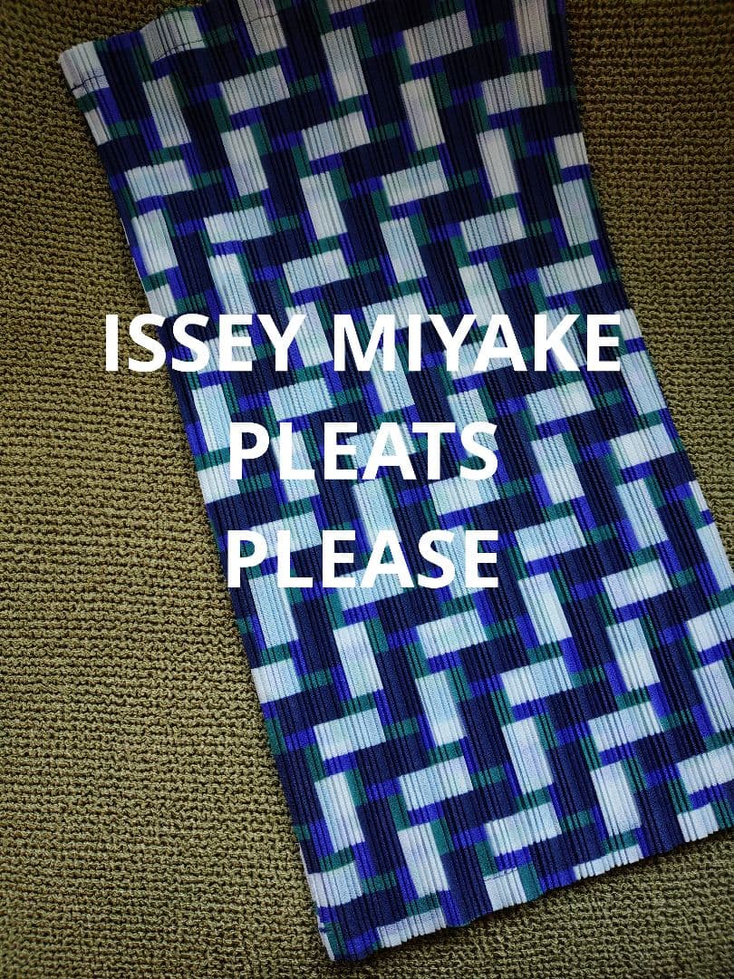 【試着のみ】イッセイミヤケ PLEATS PLEASE スヌード