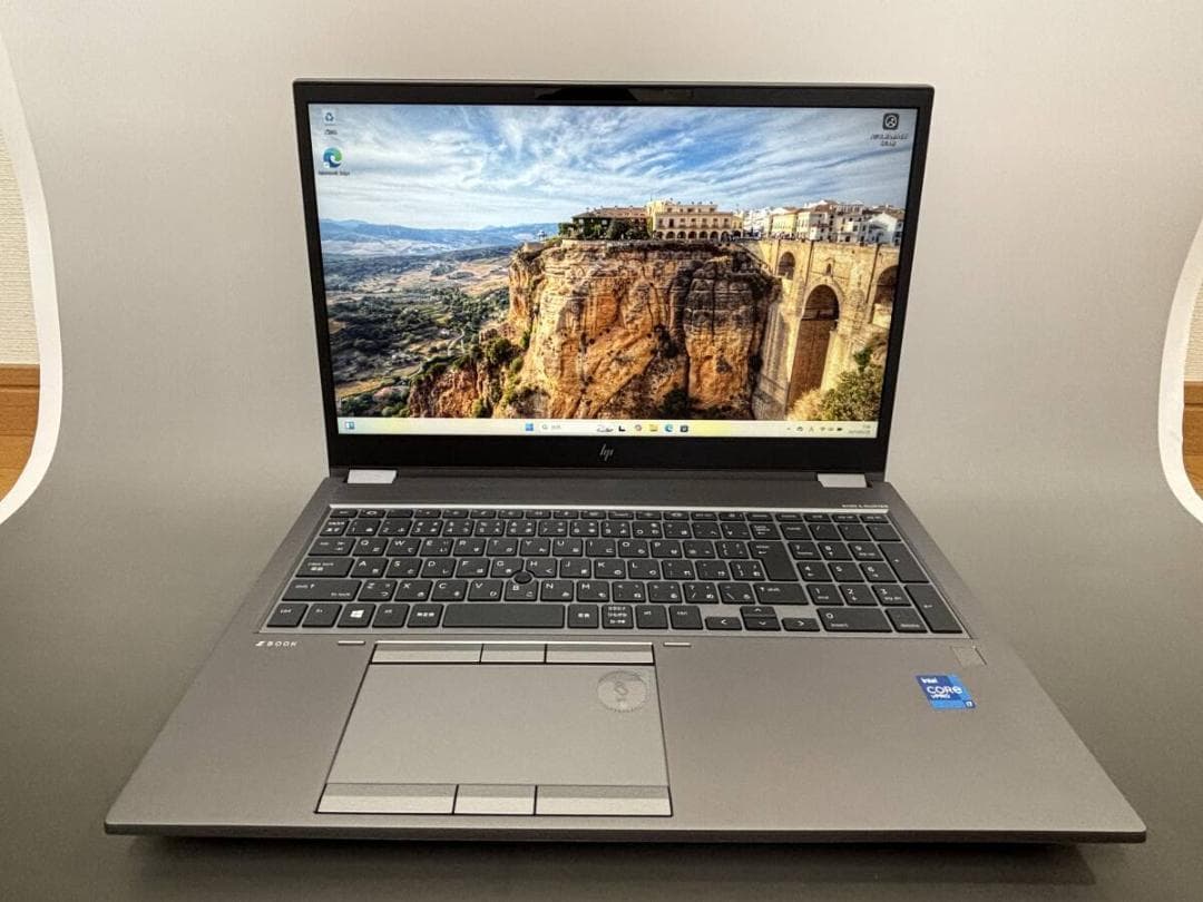 良品 HP ZBook Fury G8 i7-11850H/RTX3000