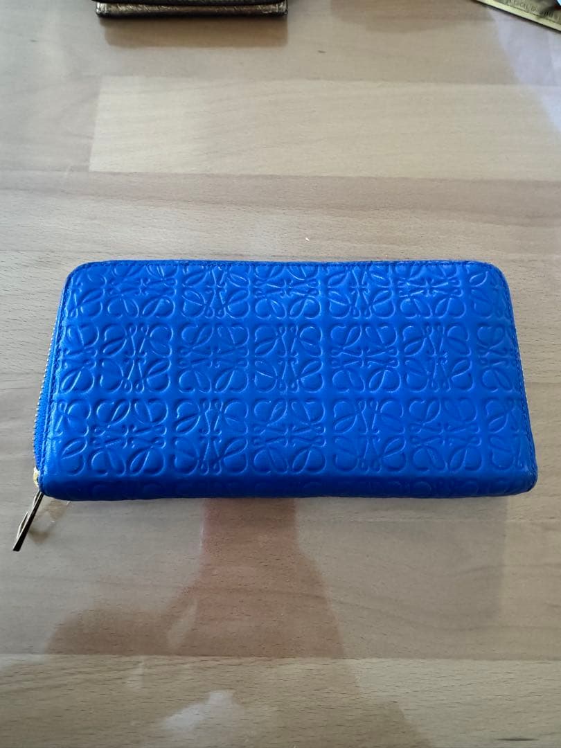 LOEWE レザー長財布 青