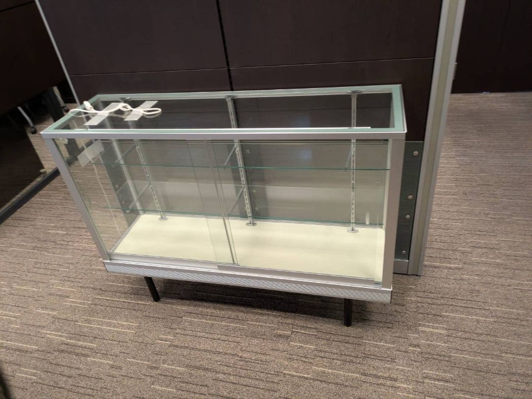 【超特価·美品】ガラスショーケース / W120·D36·H92