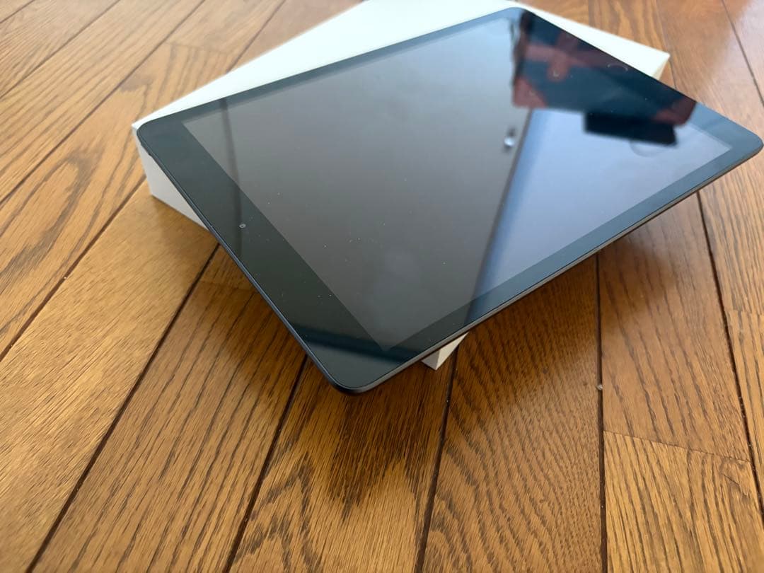 Apple ipad 第8世代 32Gb バッテリー容量90%