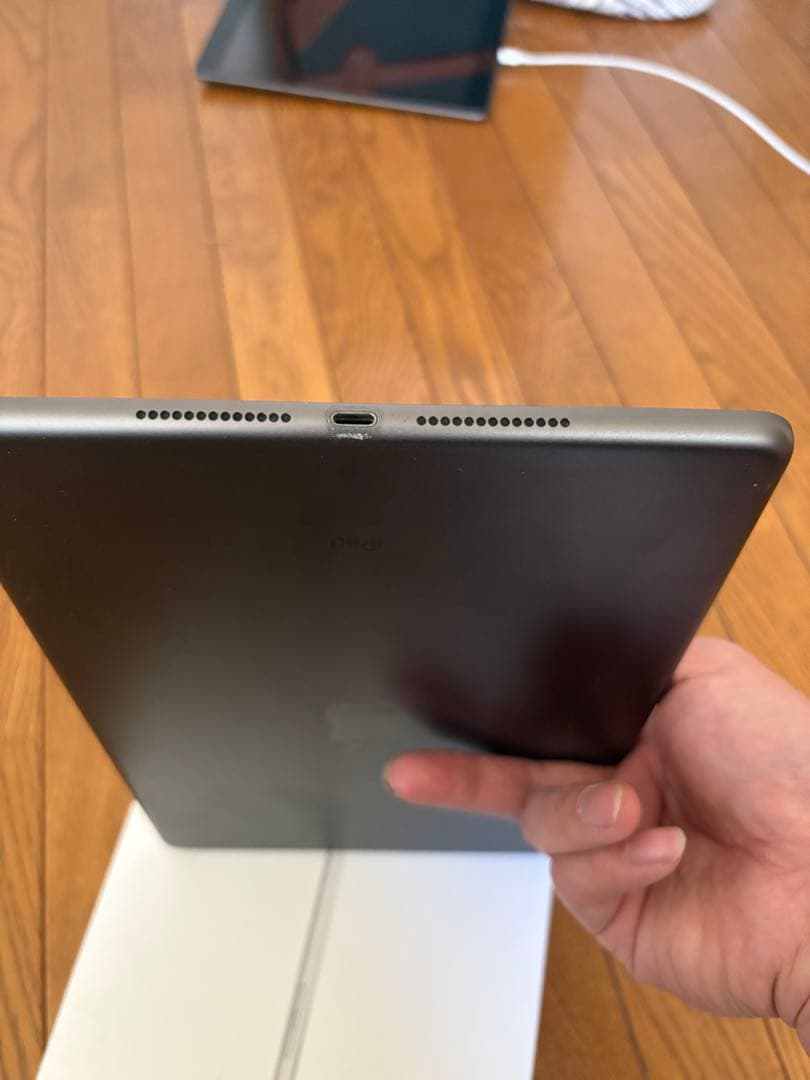 Apple ipad 第8世代 32Gb バッテリー容量90%
