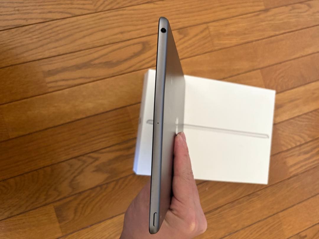 Apple ipad 第8世代 32Gb バッテリー容量90%