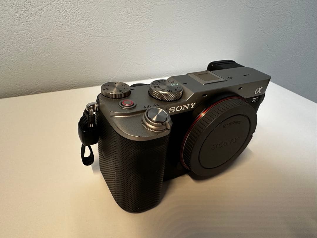 SONY α7C シルバー ズームレンズキット（純正リモコンRMT-P1BT付）