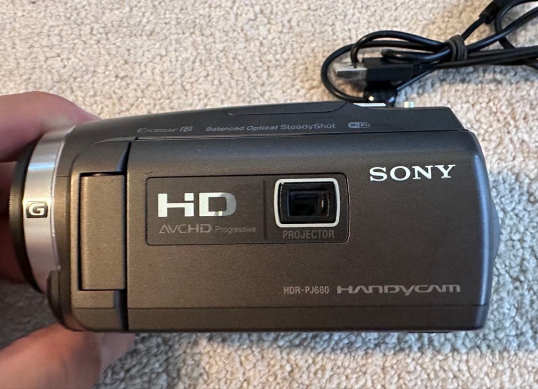 SONY ソニー　HDR-PJ680 ビデオカメラ ブラウン　プロジェクター機能
