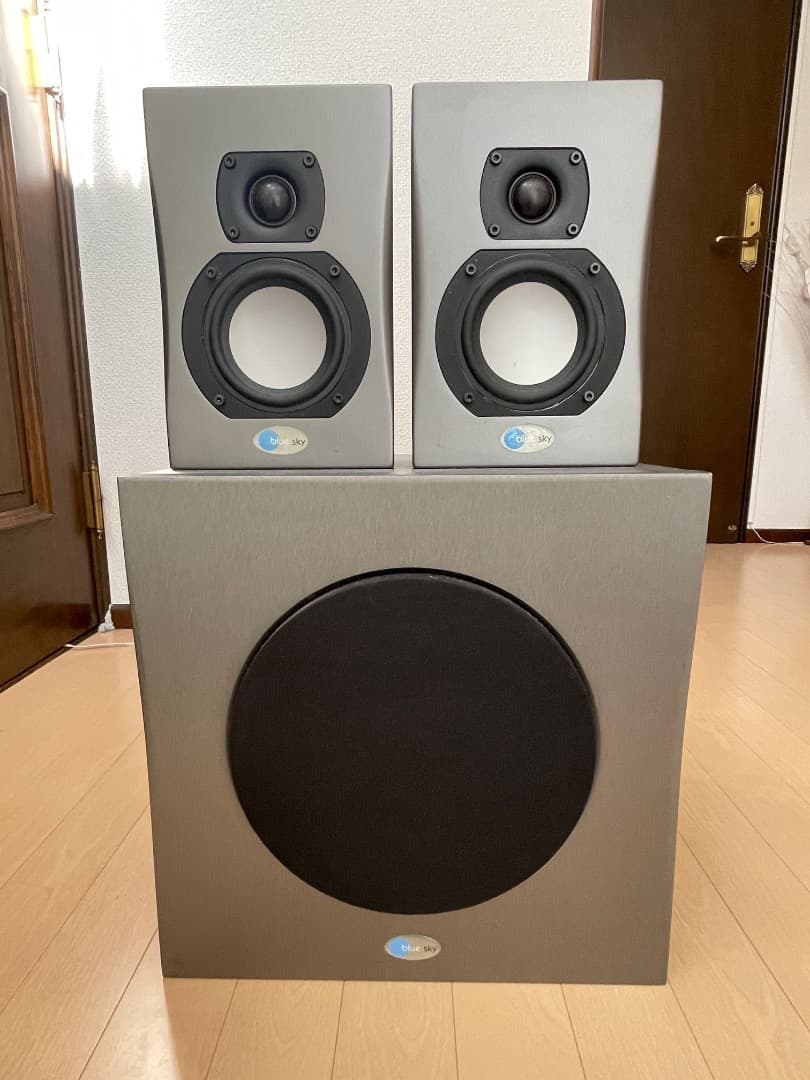 BlueSky MEDIA DESK 2.1 モニタースピーカー