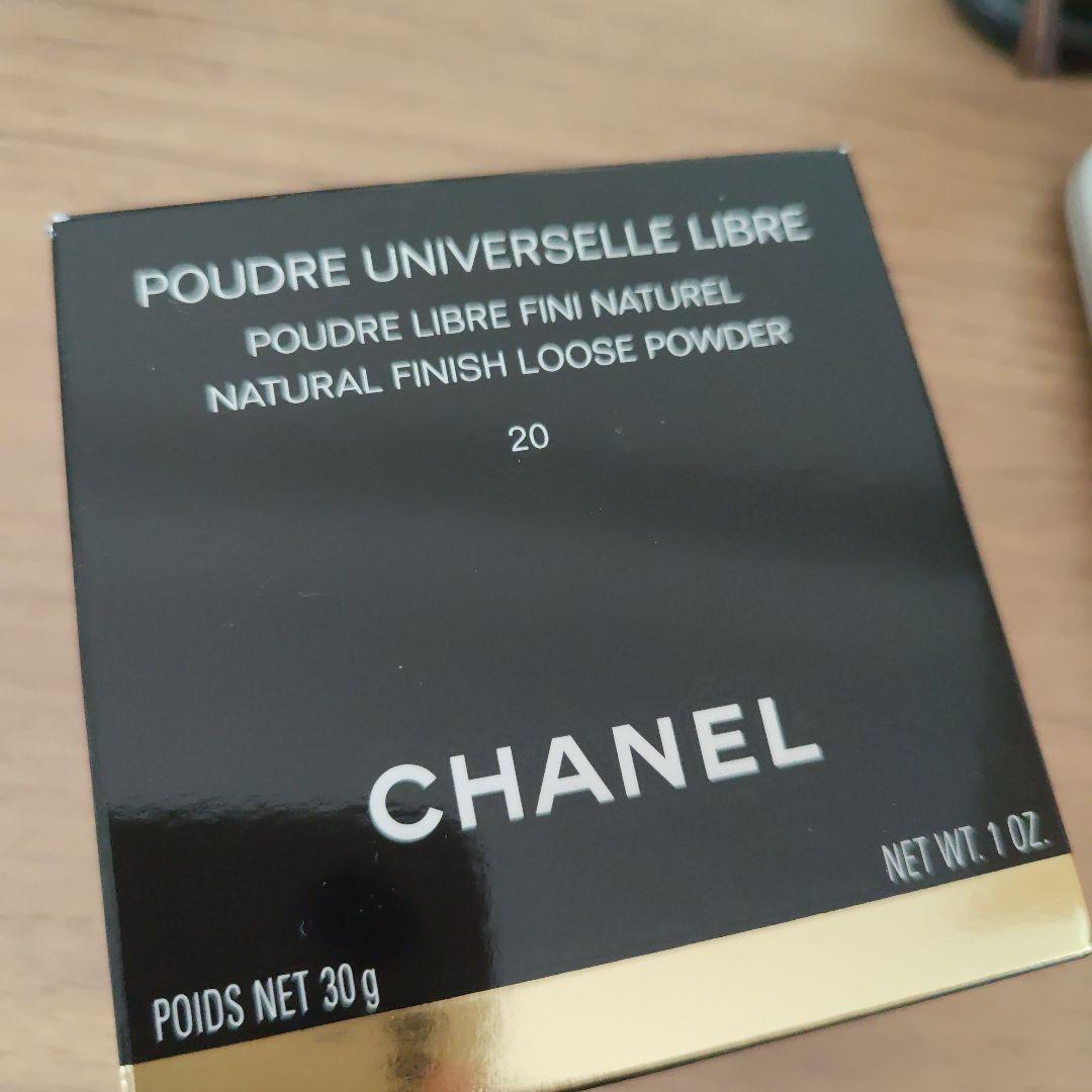 フェイスパウダー CHANEL POUDRE UNIVERSELLE LIBRE