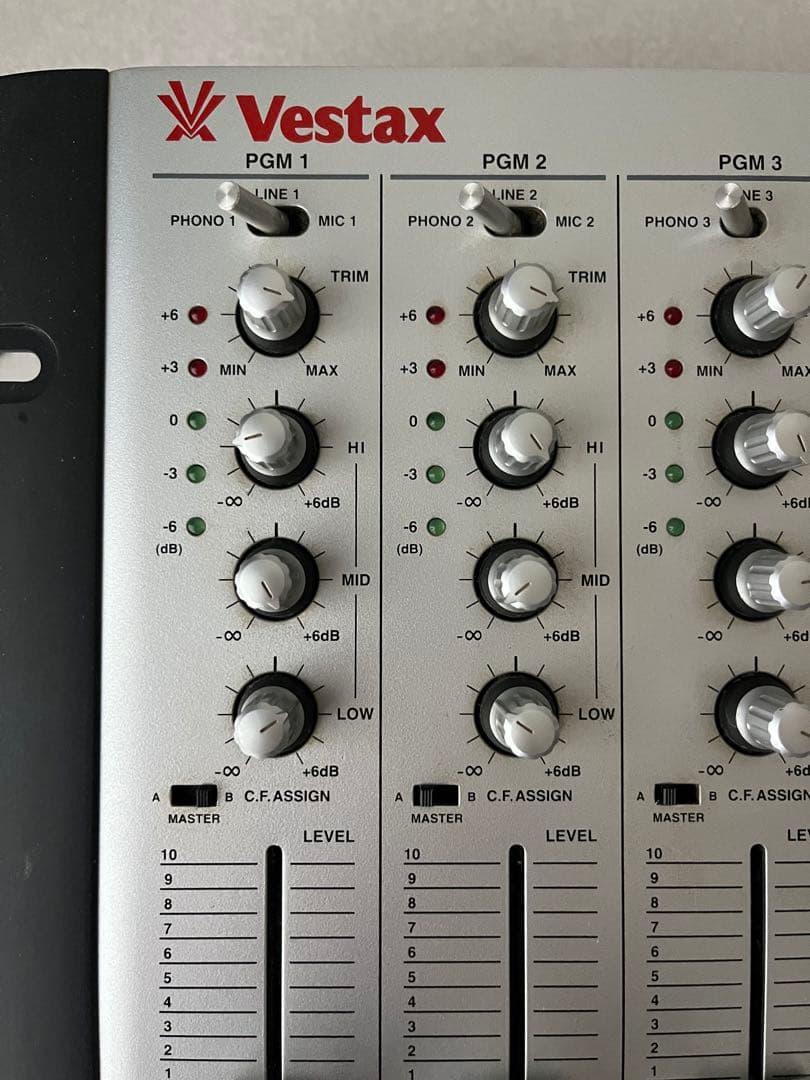 Vestax VMC-004 DJミキサー　通電未確認