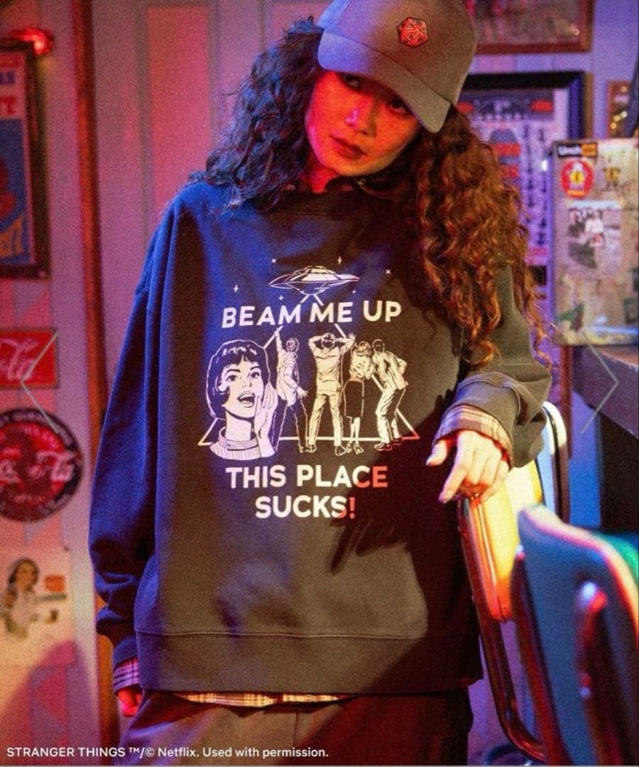 ストレンジャーシングス　スウェット　ロビン