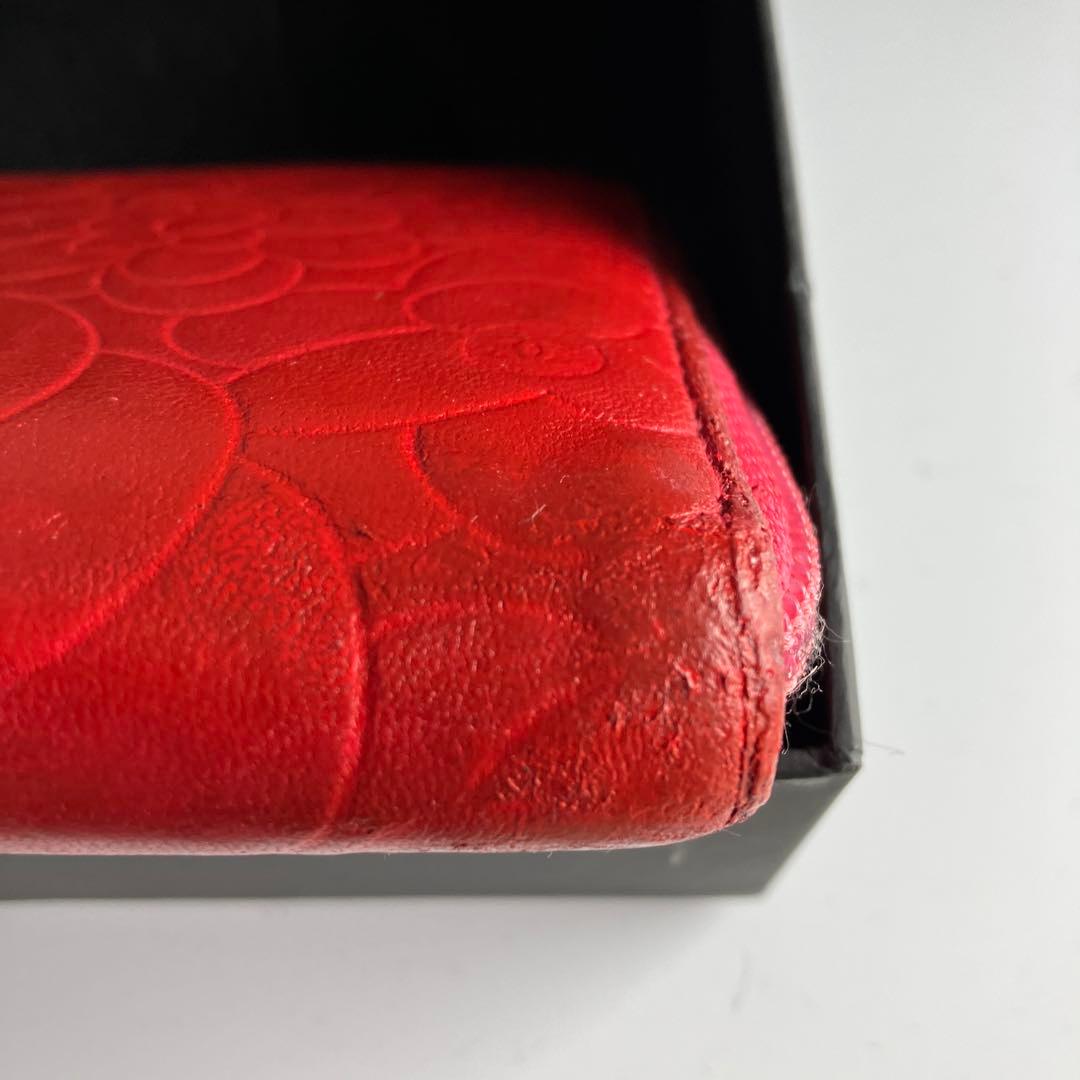 CHANEL フラワーエンボス レッド長財布