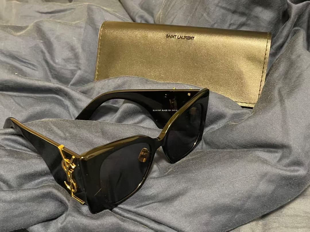 SAINT LAURENT スクエア型サングラス ブラック