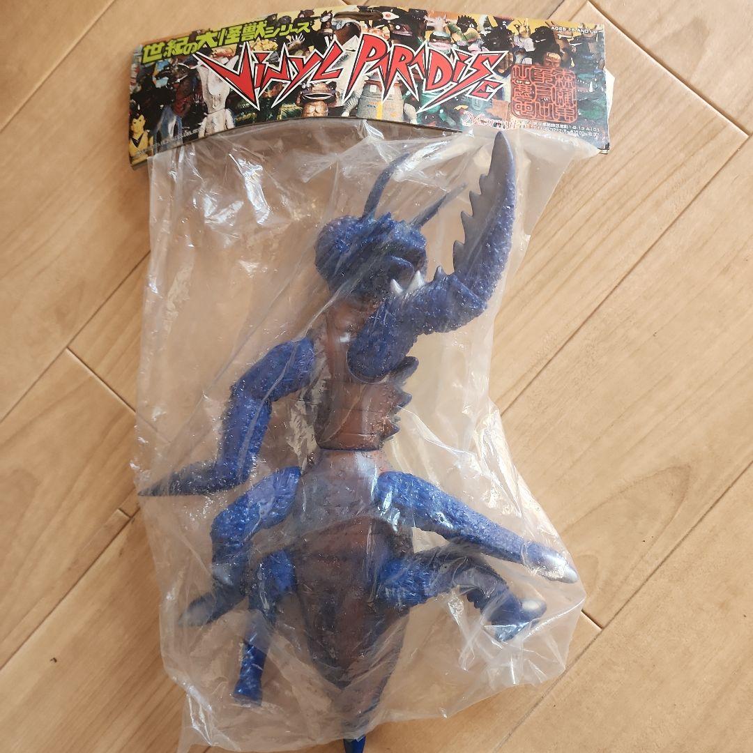 マーミット　世紀の大怪獣シリーズ　ビニパラベビー　カマキラス　ソフビ