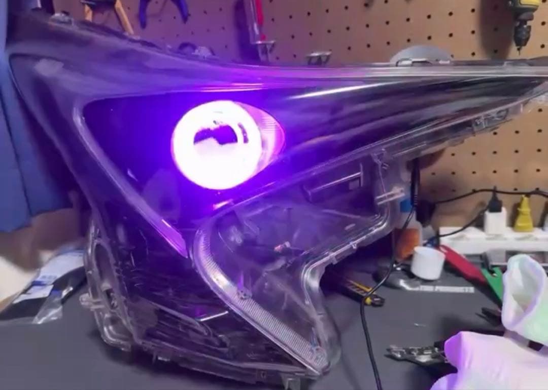 こーた50プリウス前期ヘッドライト クリア ブラック イカリングライト付き