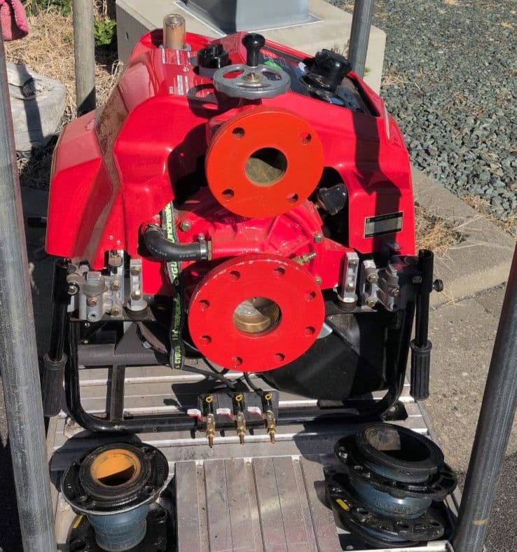 TOHATSU LE2000A 散水・消火エンジンポンプ 　トーハツ