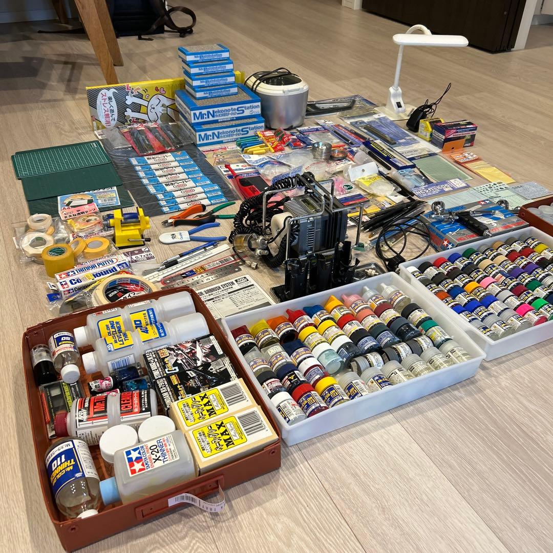 プラモデル 制作セット　リニアコンプレッサーL5 エアブラシ　ピンバイス　他