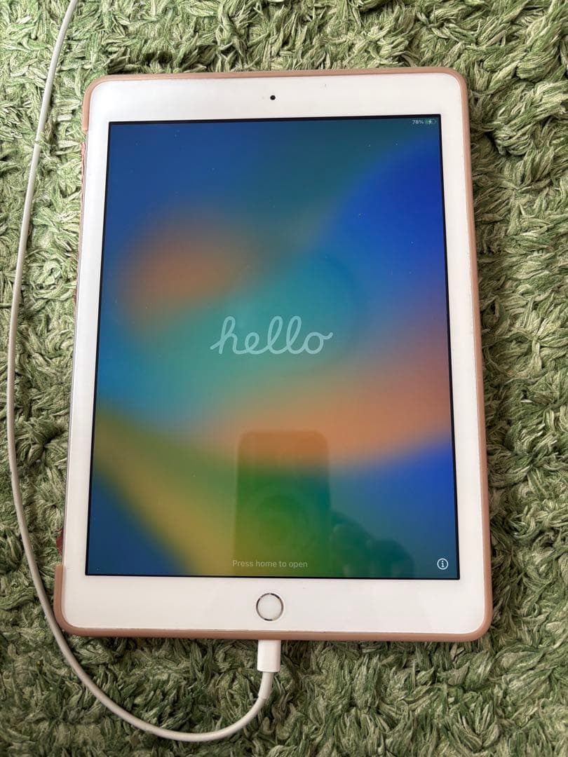 値下げましたApple iPad 本体第5世代　32G バッテリー残量100%