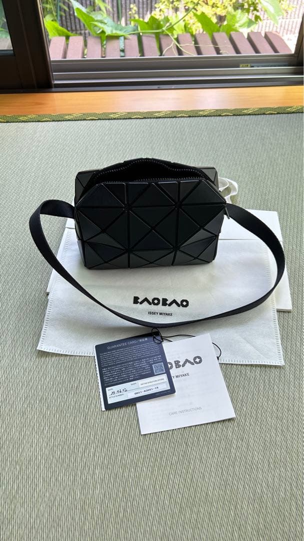 未使用 バオバオ　イッセイミヤケ　 ショルダーバッグ 黒 ブラック キューボイド