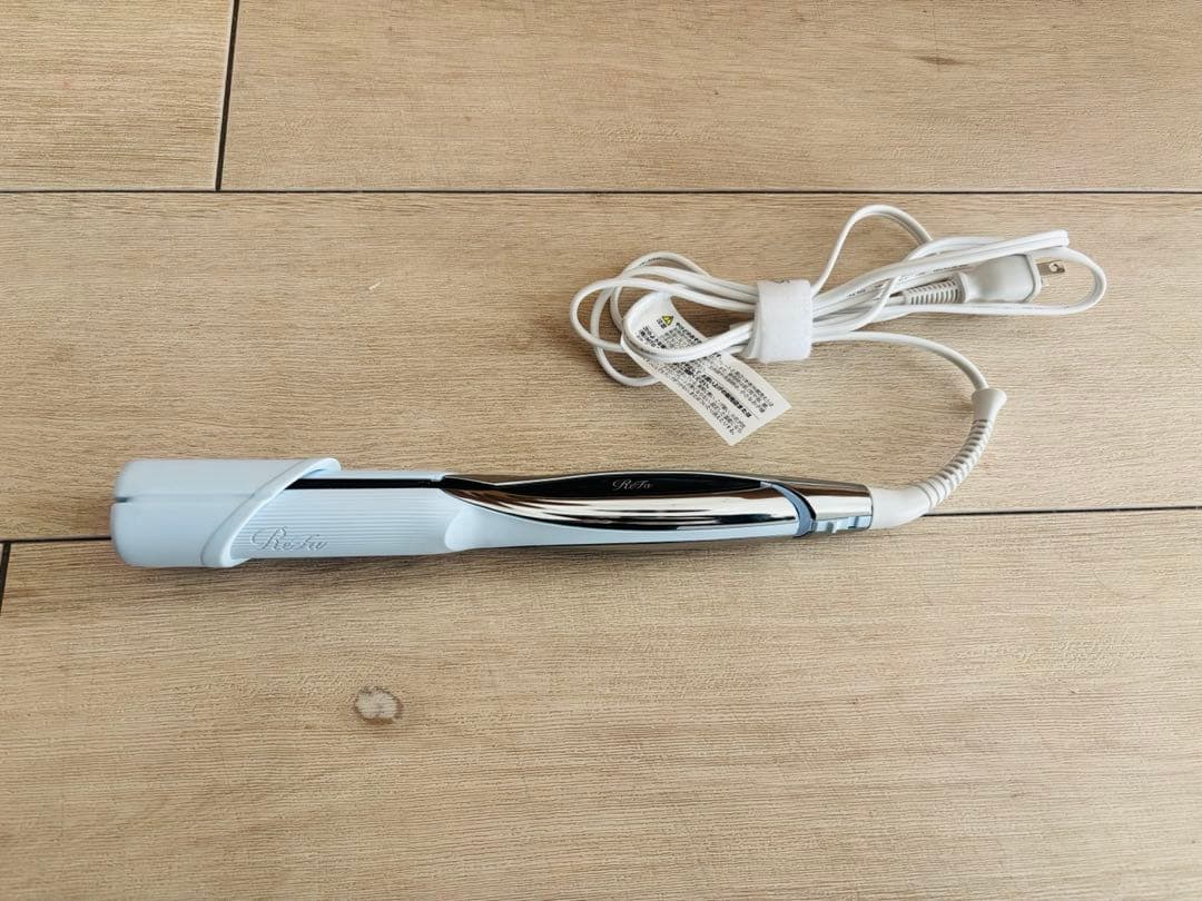 美品　ReFa ストレートヘアアイロン ホワイト