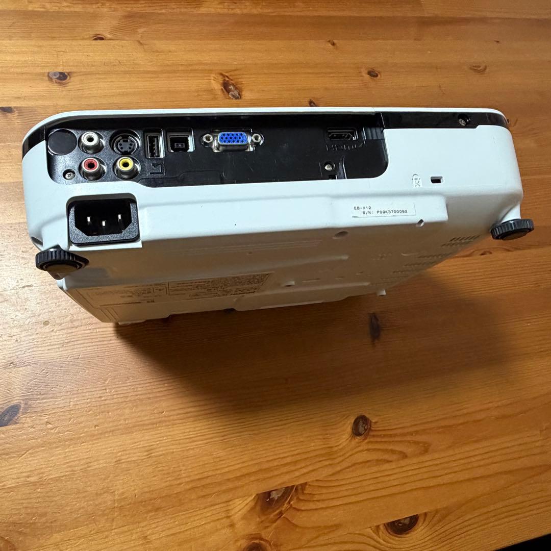 EPSON エプソン　プロジェクター　EB-X12 キャリーバッグ付き