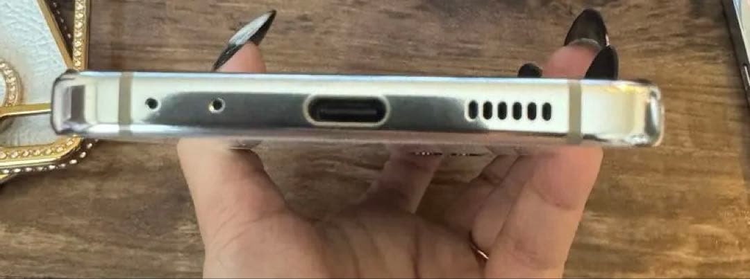 Samsung Galaxy Z Flip5 クリーム 国内版