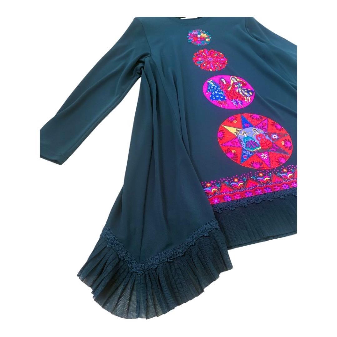 【未使用】トクコプルミエヴォル★希少デザイン★裾レースチュール　前後デザインあり