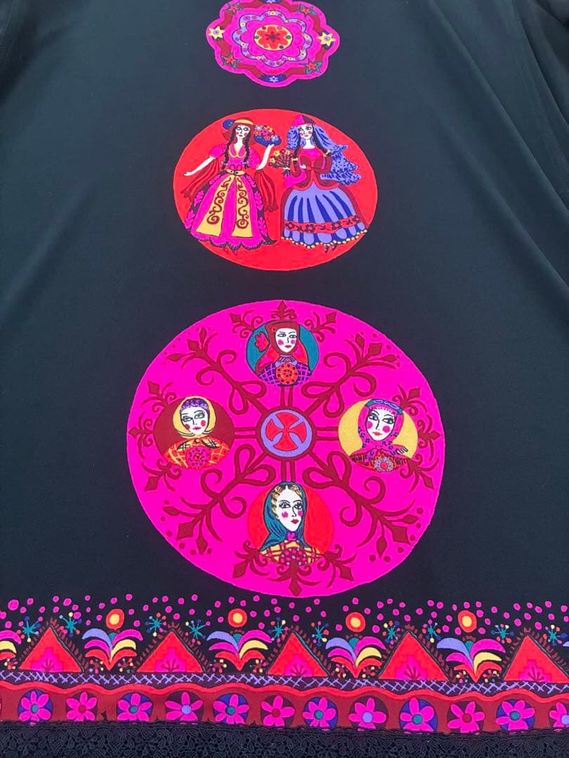 【未使用】トクコプルミエヴォル★希少デザイン★裾レースチュール　前後デザインあり