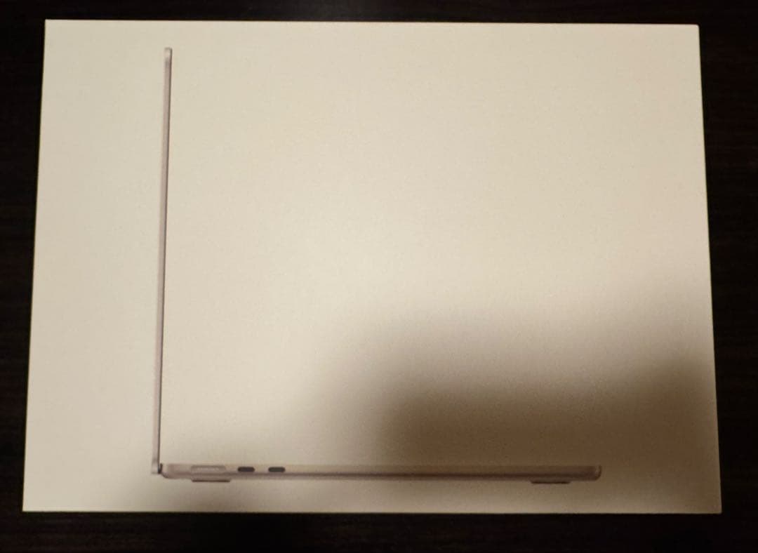 ほぼ新品Apple MacBook Air本体M2 16GB/256GB