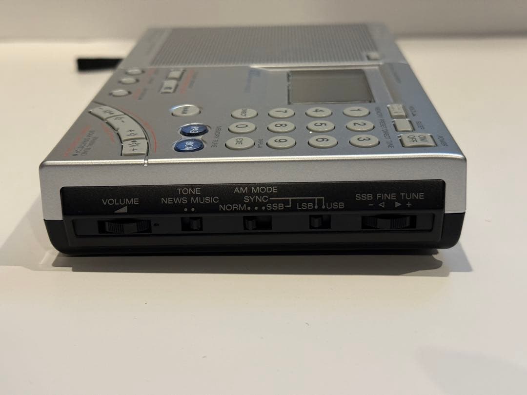 d*9様 ソニー ICF-SW7600GR