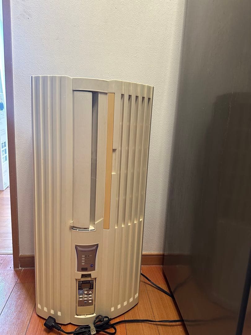 TOYOTOMI 窓用エアコン TAD-18A1