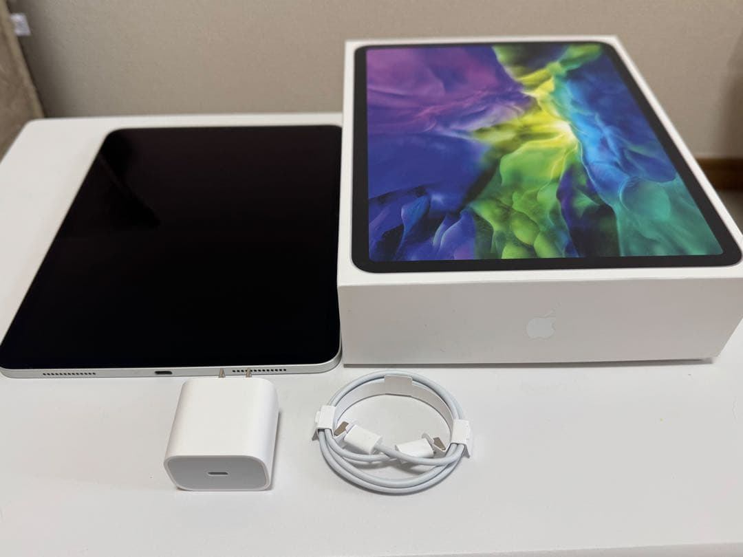 iPad Pro 11インチ第2世代256GB Wi-Fiモデル　シルバー