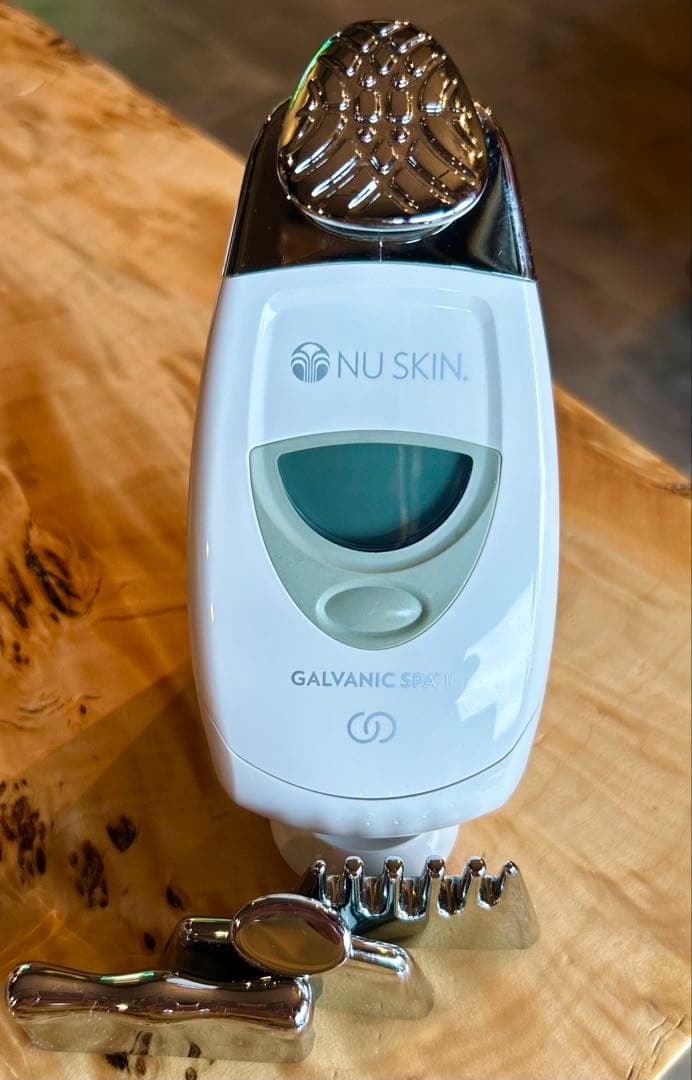 NU SKIN GALVANIC SPA II 美顔器　ニュースキン　ガルバ