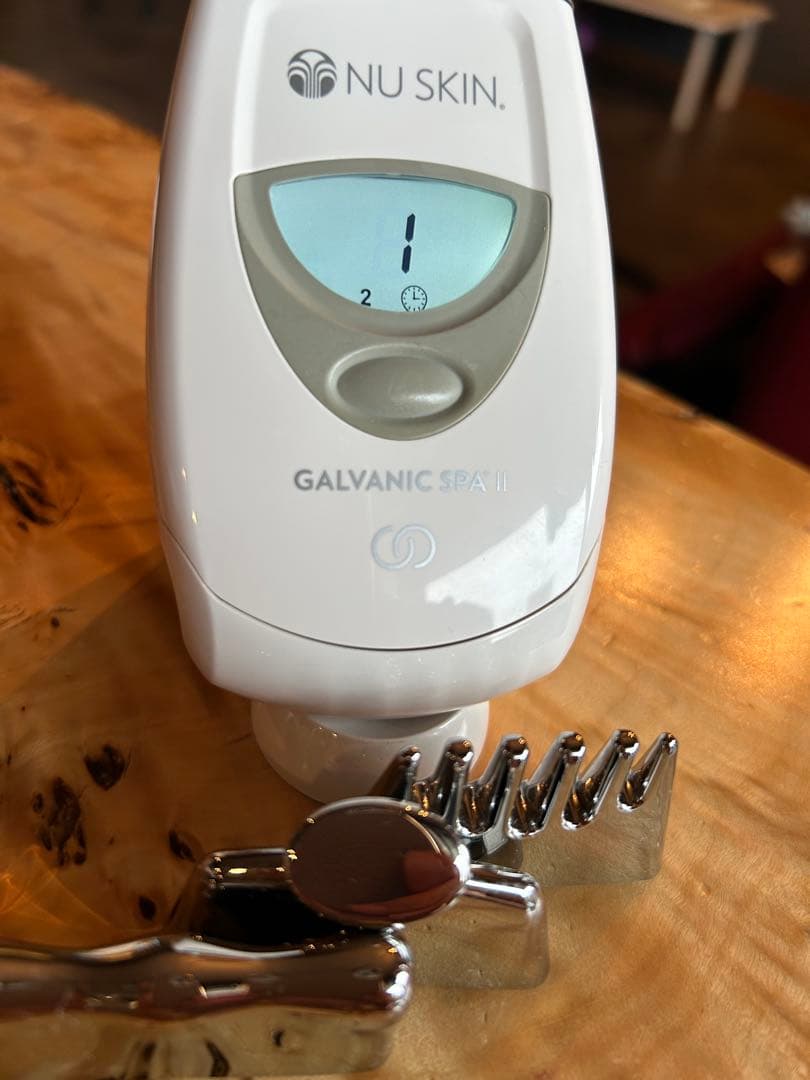 NU SKIN GALVANIC SPA II 美顔器　ニュースキン　ガルバ