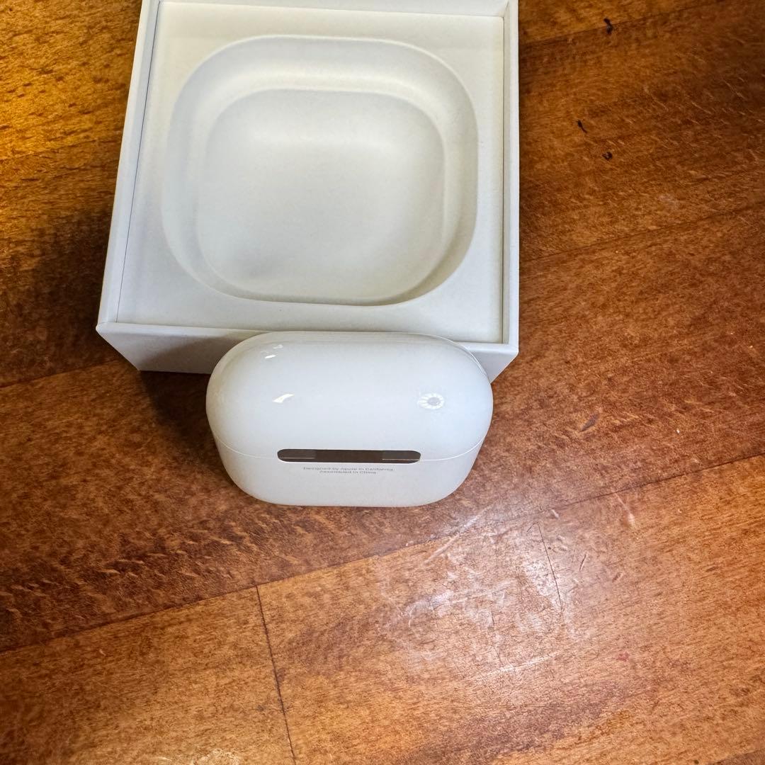 Airpods 4(ANC)ノイズキャンセリング搭載モデル