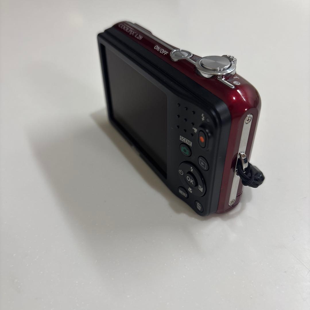 Nikon COOLPIX 赤 コンパクトデジタルカメラ