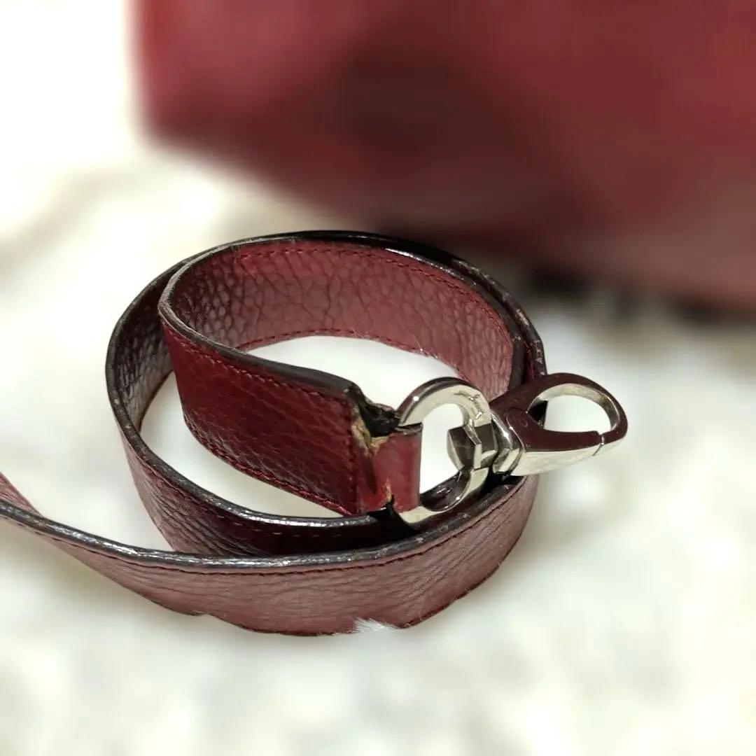 【フェラガモ・ソフィア】ガンチーニツーウェイ 深めの赤✨美品✨突撃セール開催♡