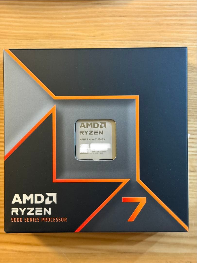 AMD Ryzen 7 9700X 9000シリーズ CPU 中古