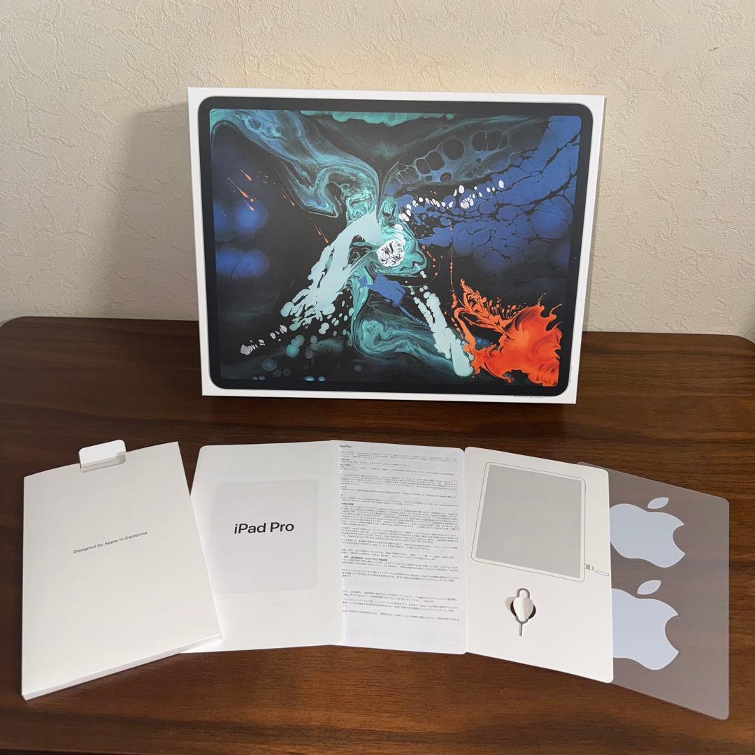 Peace 　iPad Pro + Magic Keyboard セット