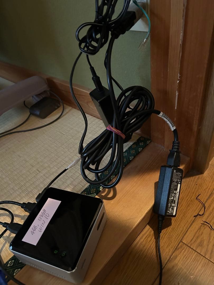 hp LCD 8500 ディスプレイ＆キーボード　Intel NUC おまけ