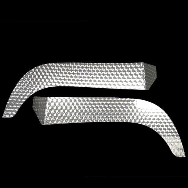 0663 三菱ふそう スーパーグレート 標準キャブ用 フェンダーパネル ウロコ柄