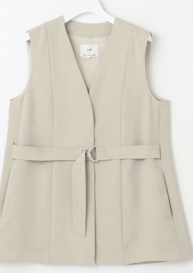 ２３区キューティクルストレッチツイル ジレ