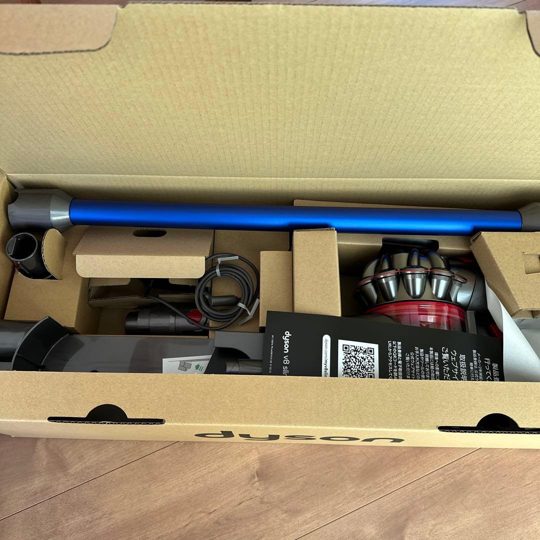 ダイソン V8 Slim Fluffy Extra SV10K 未使用品