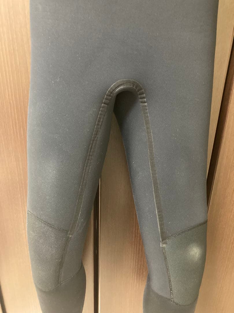 【AIRTIGHT】エアタイトウェットスーツ　セミドライ　フード付き　L