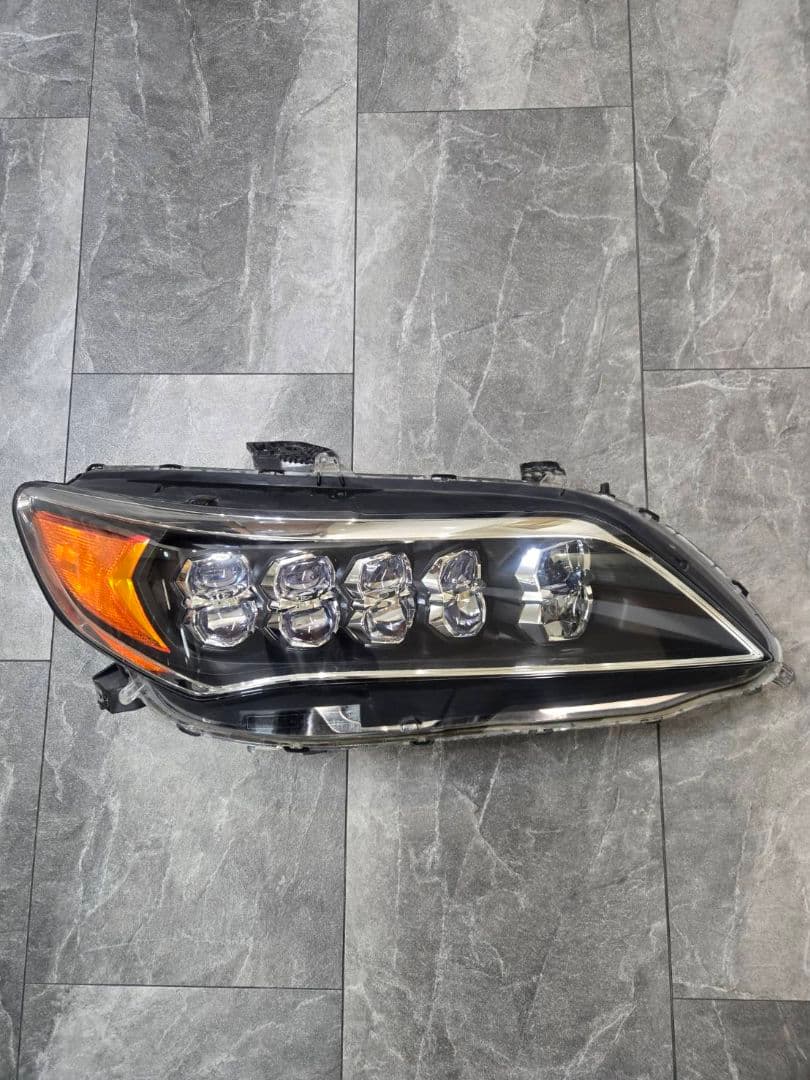 KC2　ホンダ　レジェンド　前期　ヘッドライト　運転席側