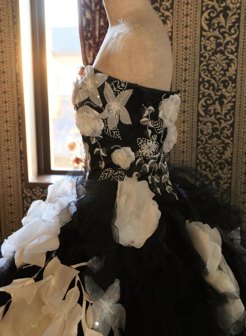 601クアロqualo高級ウエディングドレス7号9号11号モノトーンカラードレス